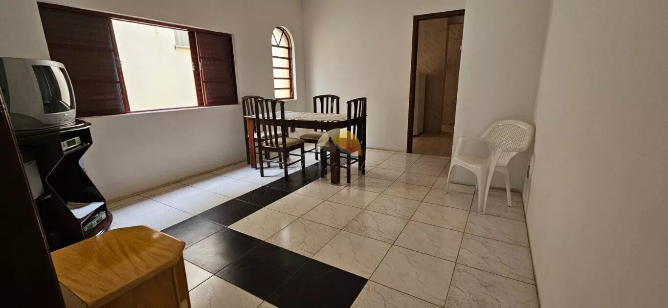 Foto 2 de Apartamento mobiliado de 2 quartos com sacada e vaga, Varginha