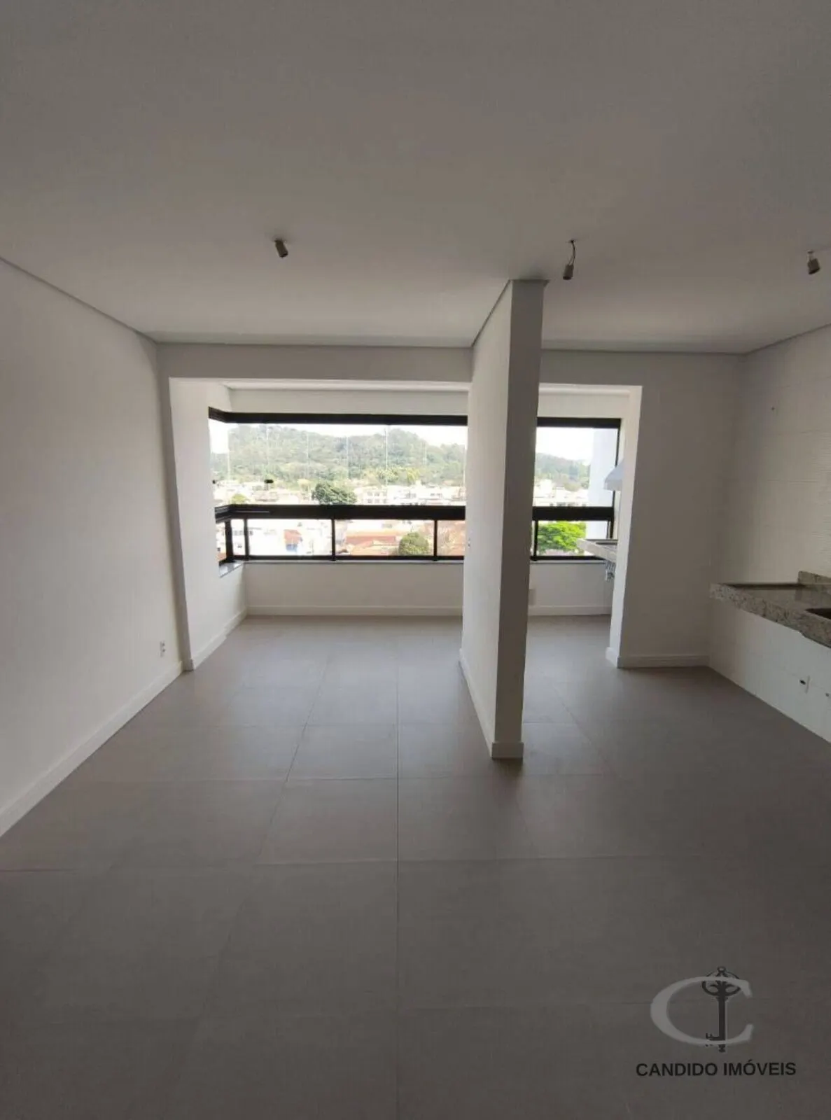 Foto 8 de Apartamento no Edifício Skyvision com piscina de borda infinita e academia, Avenida
