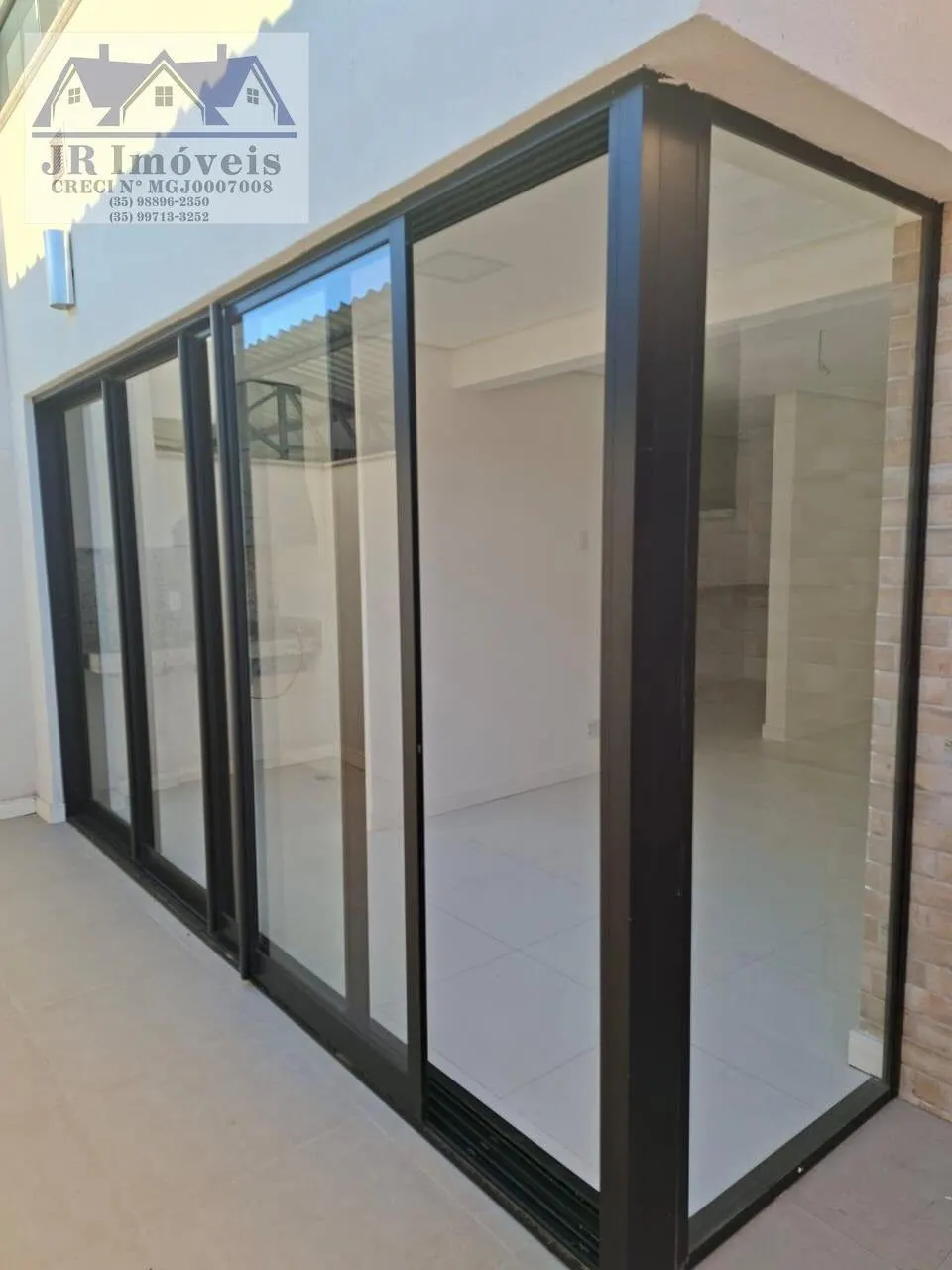 Foto 2 de Apartamento novo com 1 suíte em prédio com piscina e academia, Avenida