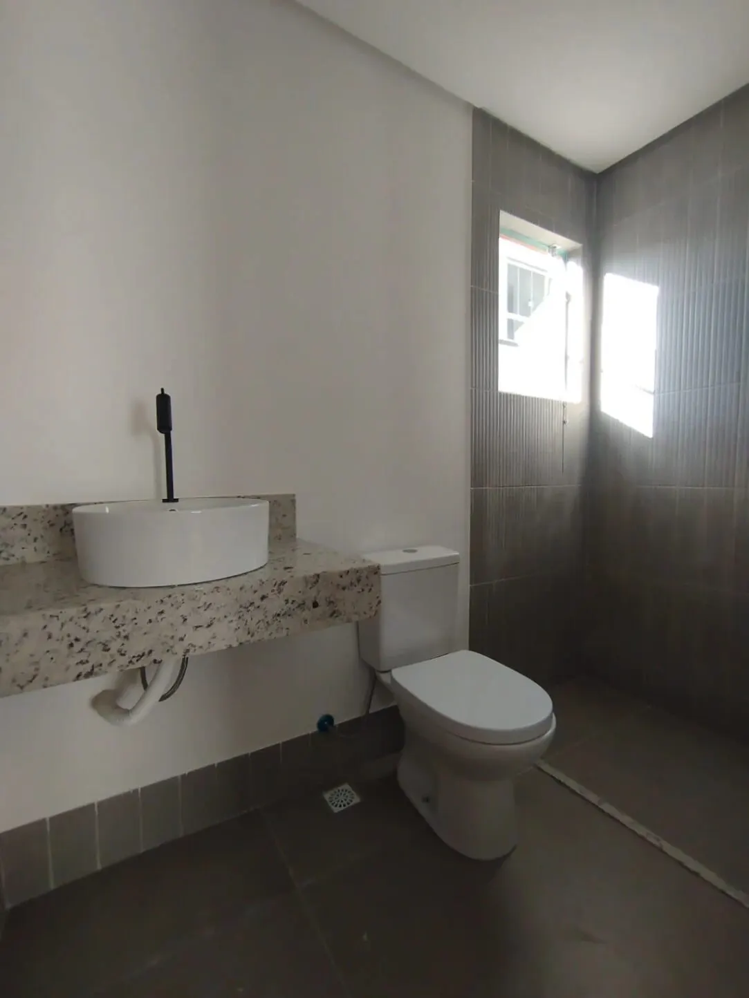 Foto 7 de Apartamento novo de 2 quartos (1 suíte) em prédio com piscina, Cruzeiro