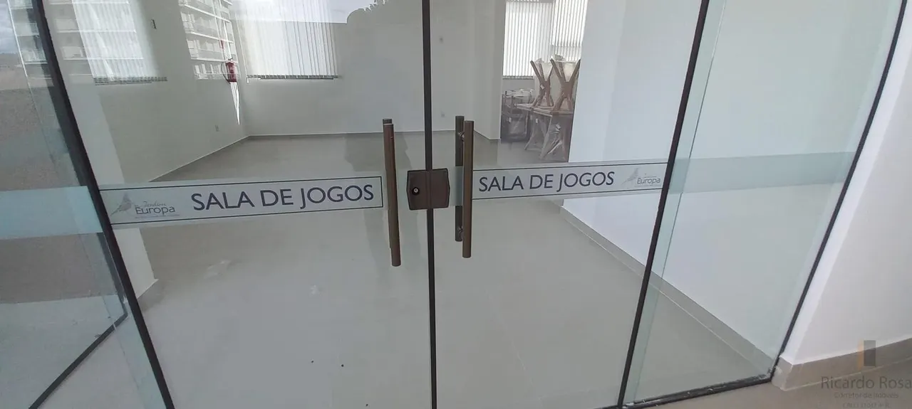 Foto 6 de Apartamento novo de 2 quartos (1 suíte) com varanda gourmet e lazer completo, Centro