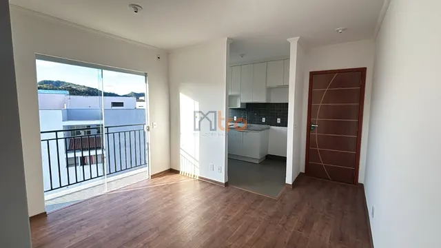 Apartamento novo de 2 quartos (1 suíte) com piscina no condomínio, Estiva