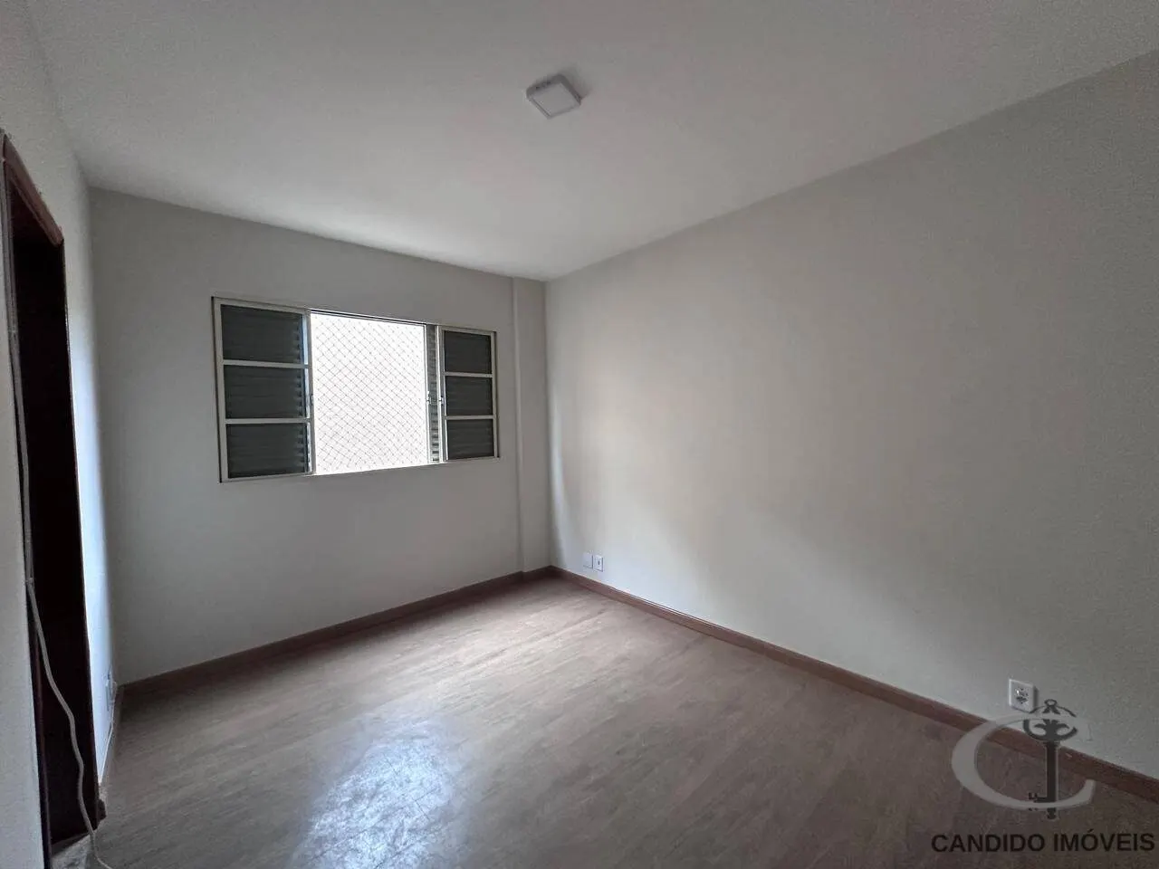 Foto 6 de Apartamento reformado de 2 quartos (1 suíte) no Condomínio Dona Norma, Varginha