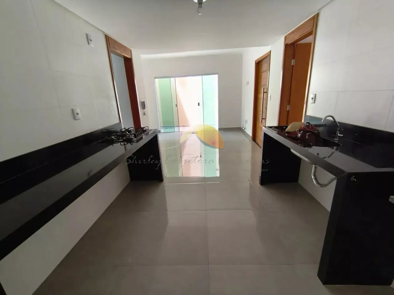 Foto 3 de Apartamento reformado de 3 quartos (1 suíte) com cozinha americana, São Vicente