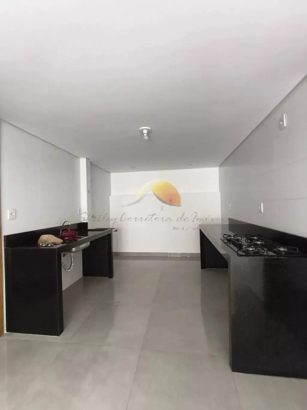 Foto 4 de Apartamento reformado de 3 quartos (1 suíte) com cozinha americana, São Vicente