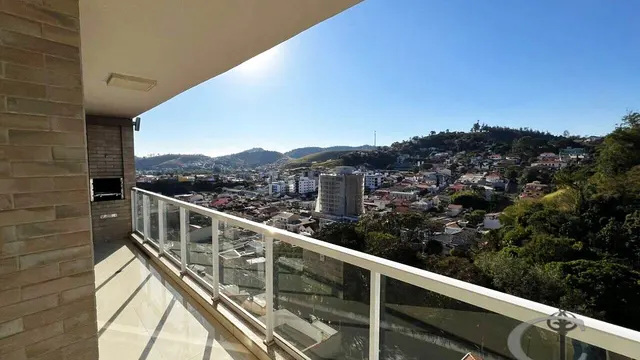 Apartamento de 124 m² no último andar, com vista, Morro Chic