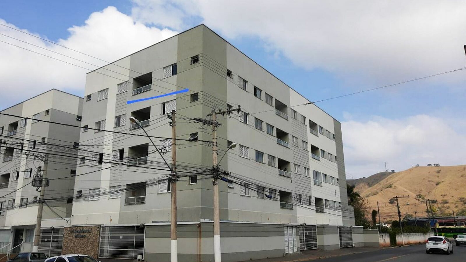 Apartamento de 2 quartos (1 suíte) em prédio com lazer, Varginha