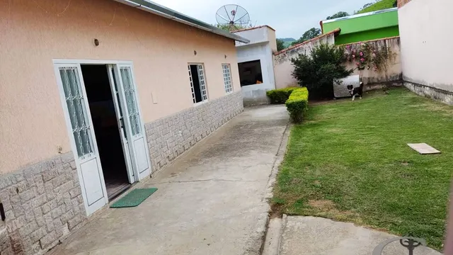 Foto 1 de Casa térrea de 3 quartos e 106 m² na Santa Rosa