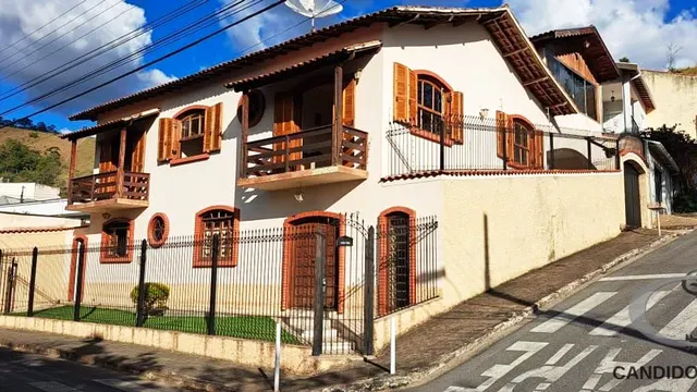 Casa de 4 quartos e 327 m² na Medicina
