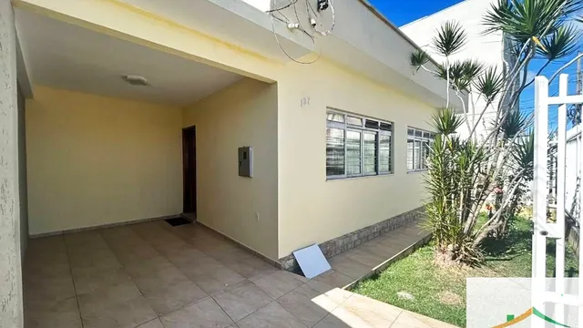 Casa para alugar no São Vicente com 180 m²