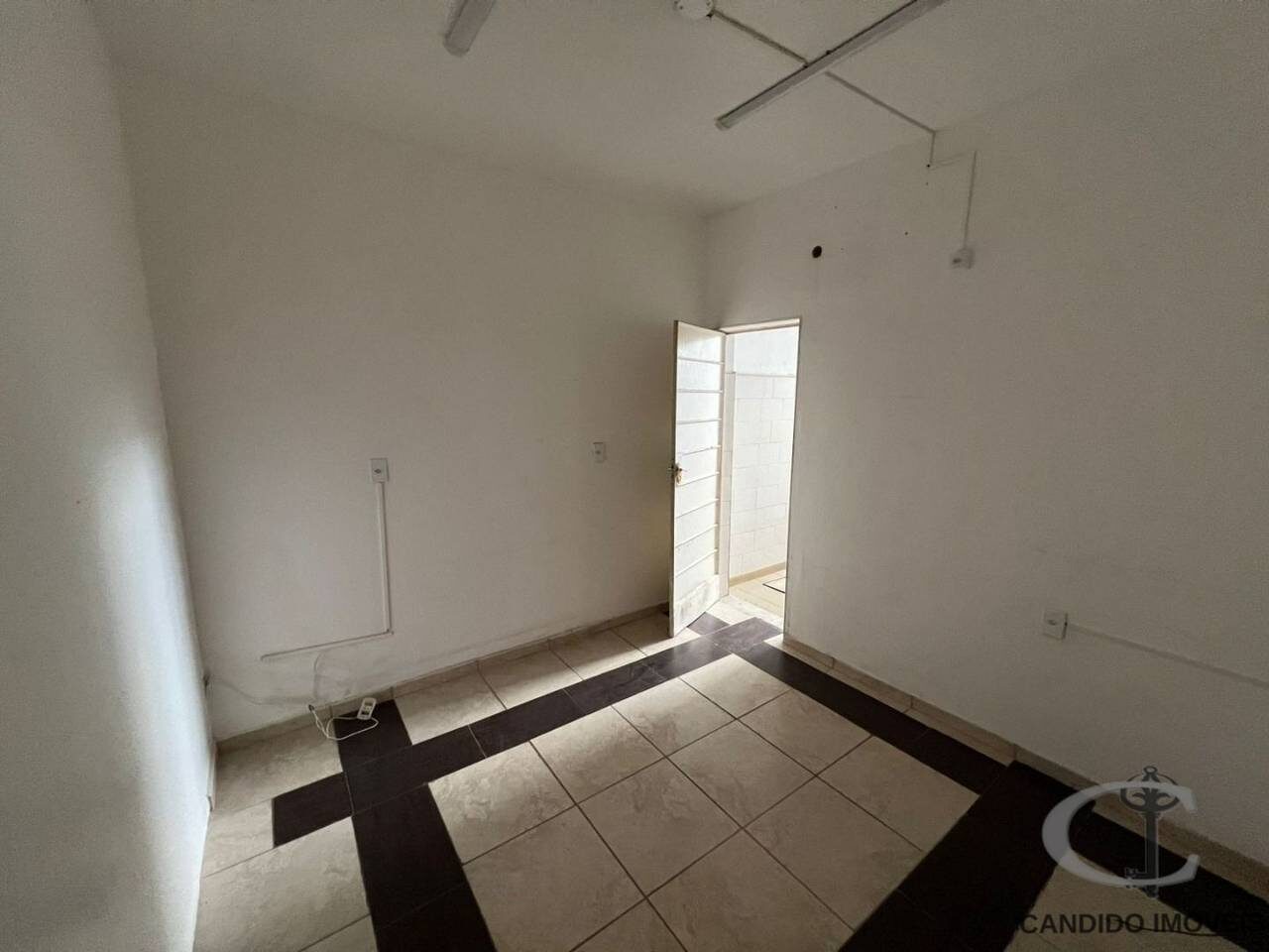 Foto 2 de Imóvel comercial de 230 m² no Centro, Itajubá-MG, para alugar