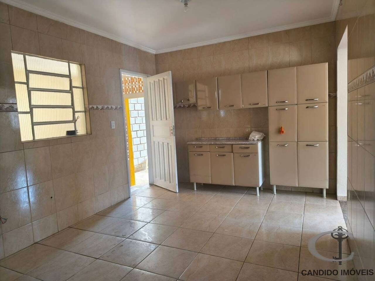 Foto 4 de Imóvel comercial para alugar no Rebourgeon com 650 m²