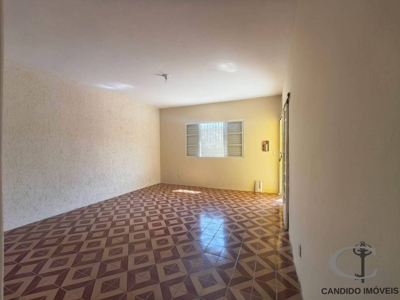 Foto 5 de Imóvel comercial para alugar no Rebourgeon com 650 m²