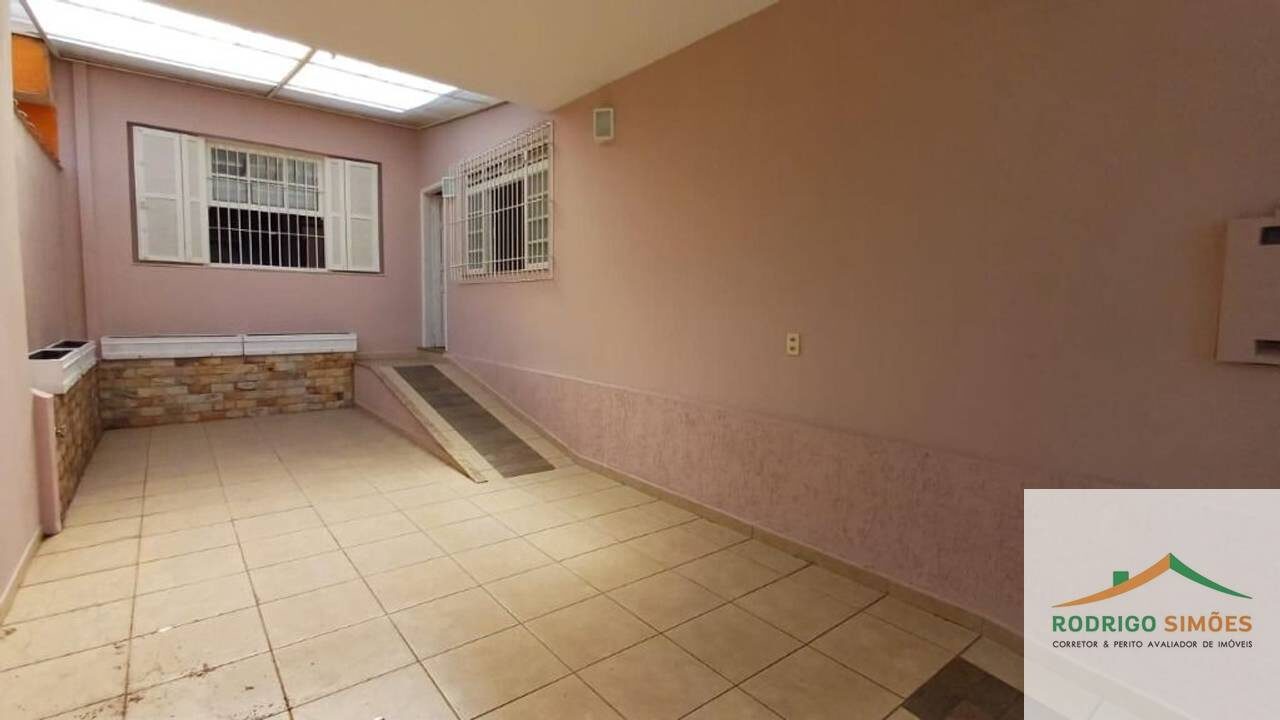 Foto 2 de Casa para alugar no Oriente com 180 m²
