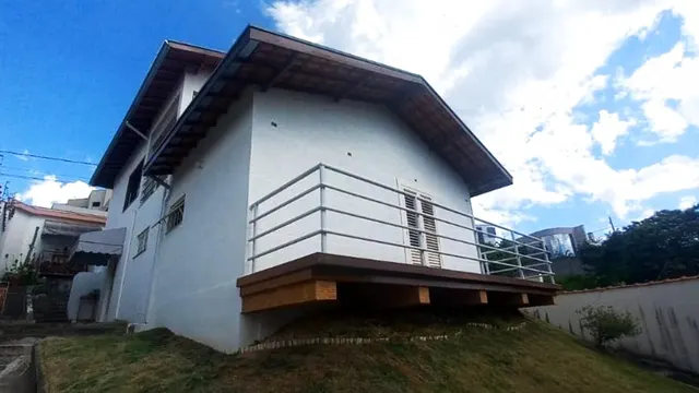 Casa de três quartos próxima à Unifei