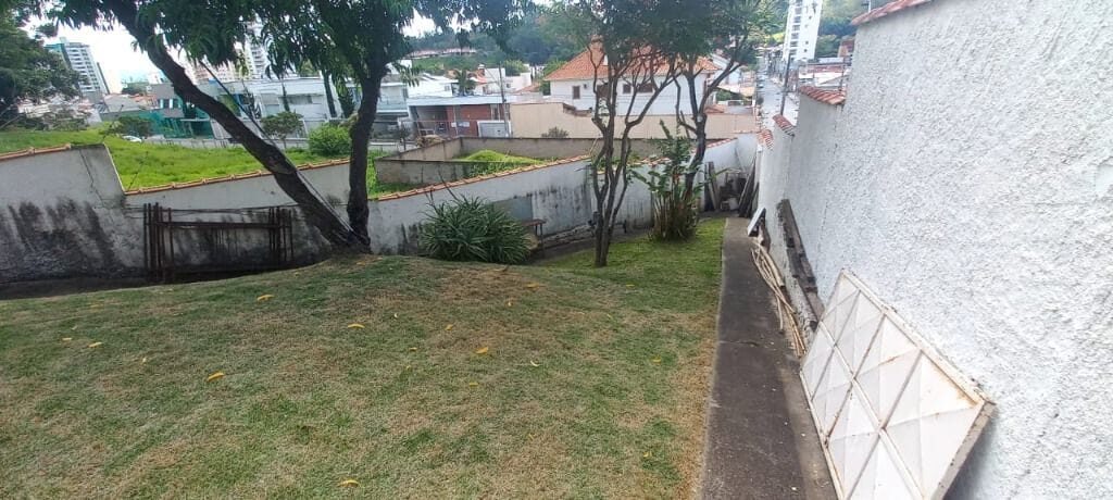 Foto 2 de Casa de três quartos próxima à Unifei