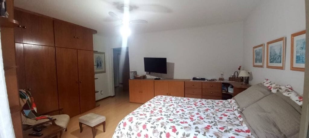 Foto 4 de Casa com piscina no Pinheirinho