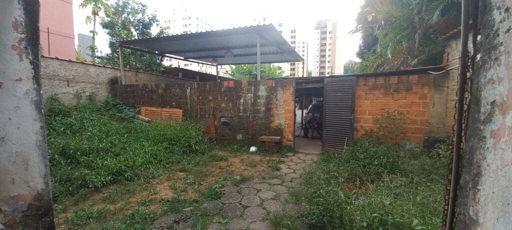 Foto 4 de Casa com área ampla no Centro