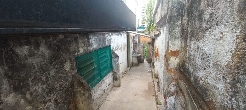 Foto 5 de Casa com área ampla no Centro