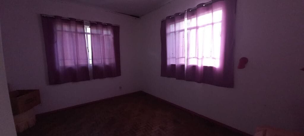 Foto 6 de Casa com área ampla no Centro