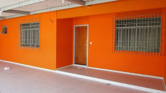 Casa de 6 suítes com 3 vagas no Pinheirinho