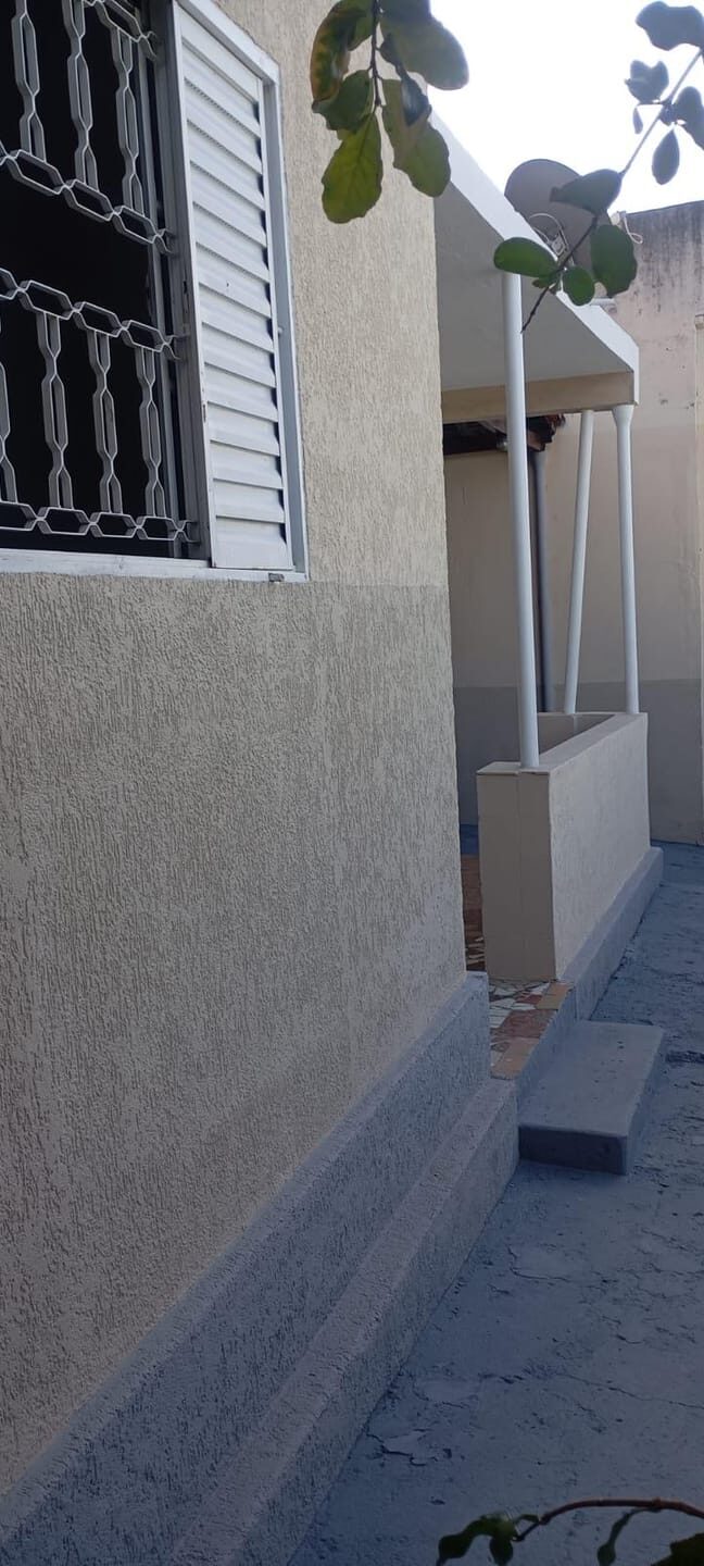 Foto 4 de Casa de 3 quartos com quintal na Piedade