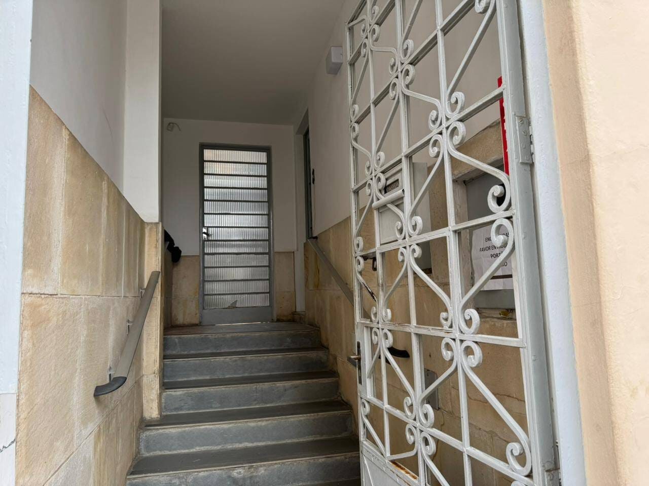 Foto 2 de Casa com cinco quartos e acesso independente