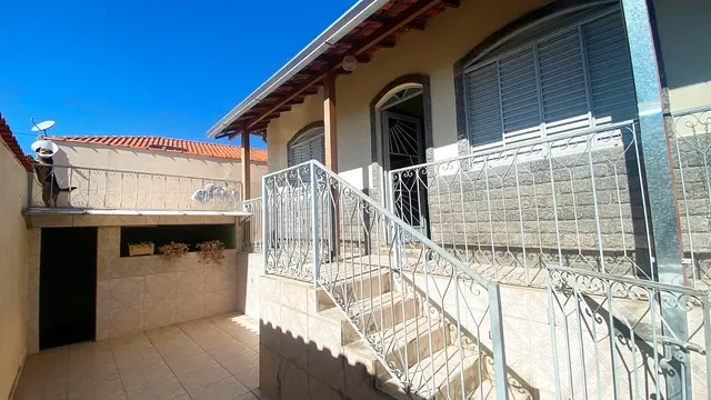 Casa de 4 quartos perto do Parque da Cidade