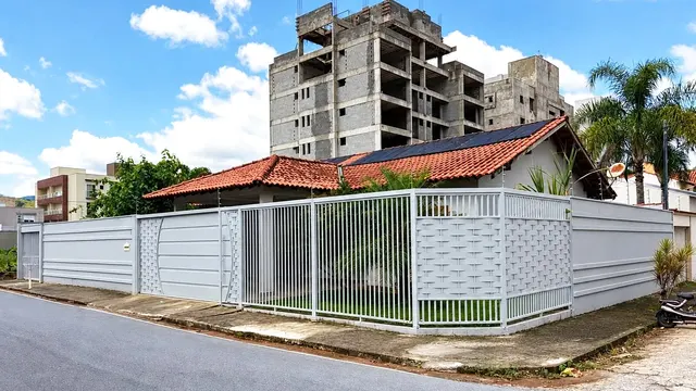 Casa de 3 quartos com piscina na Agonia