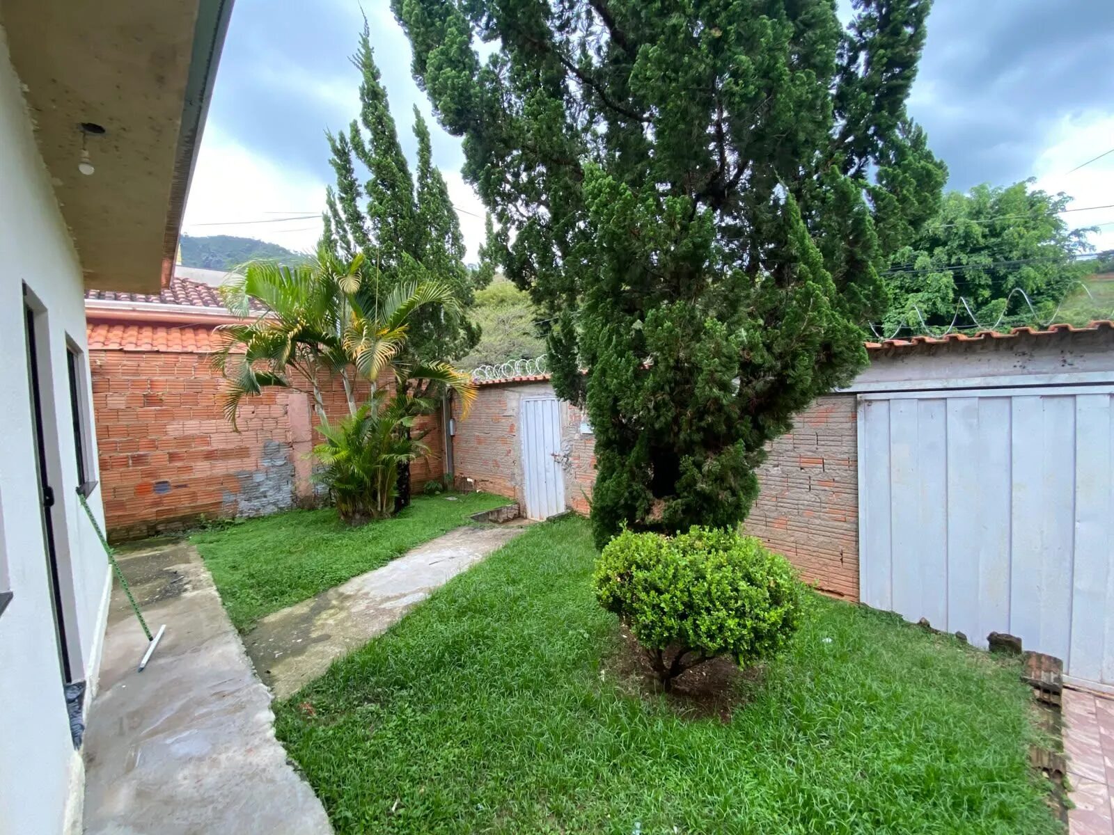 Foto 4 de Casa de 3 quartos com garagem em Anhumas