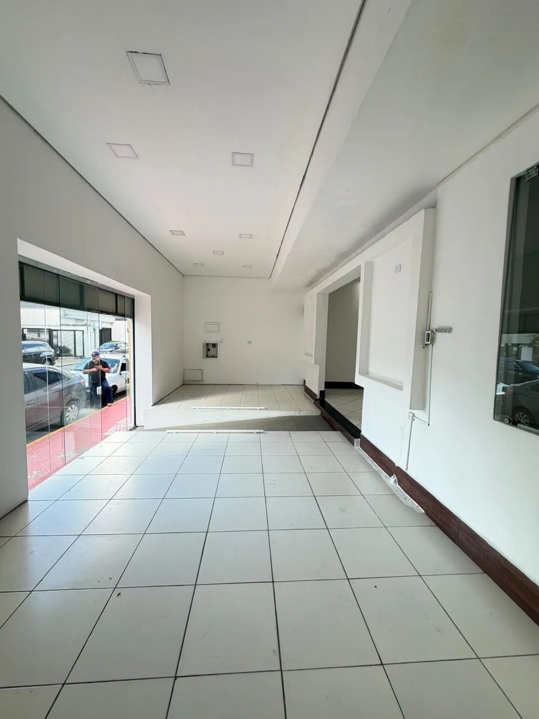 Foto 2 de Casa de 250 m² para alugar no bairro Varginha