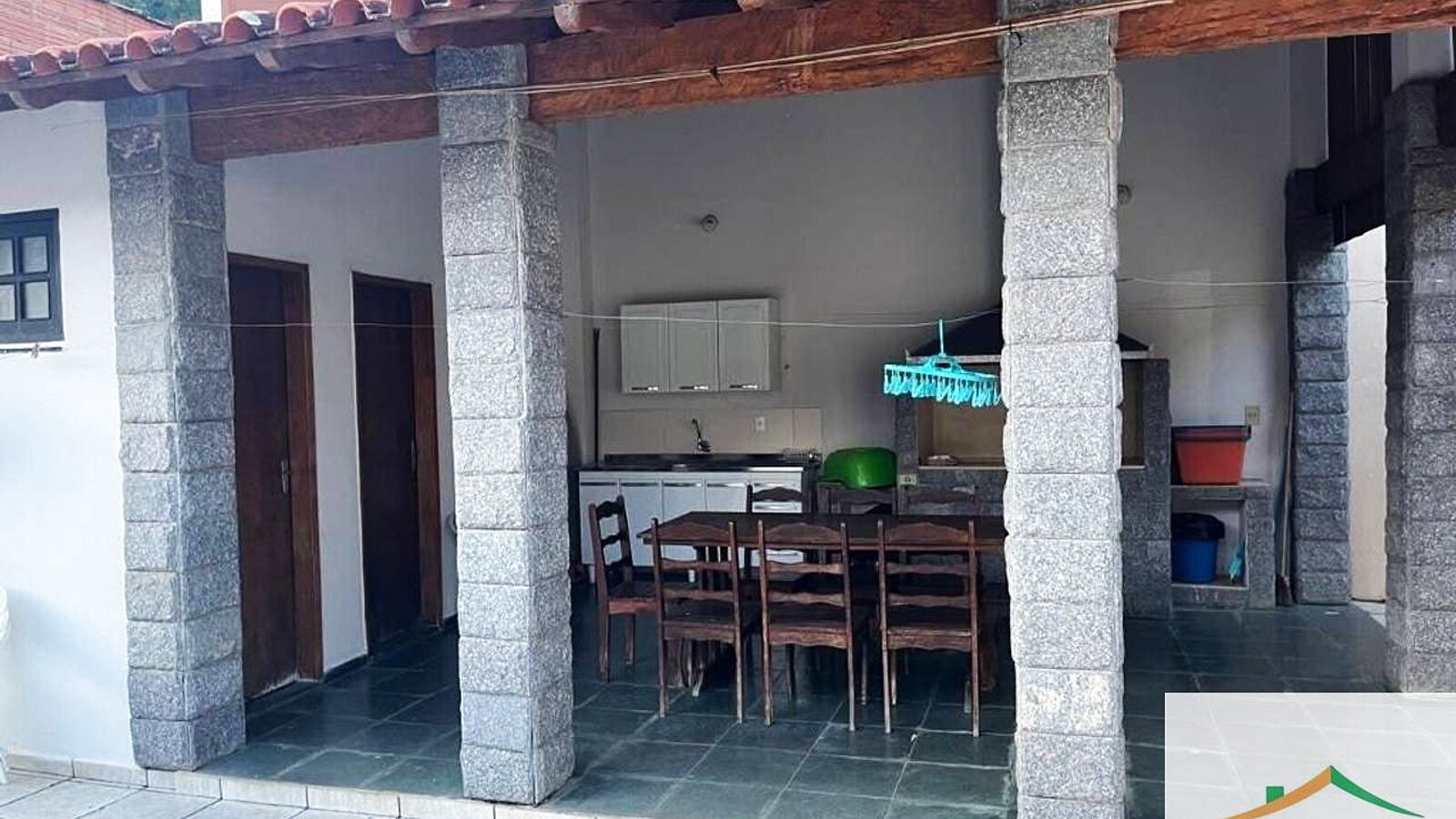 Casa de 3 quartos (1 suíte) com escritório e área de churrasco, Varginha