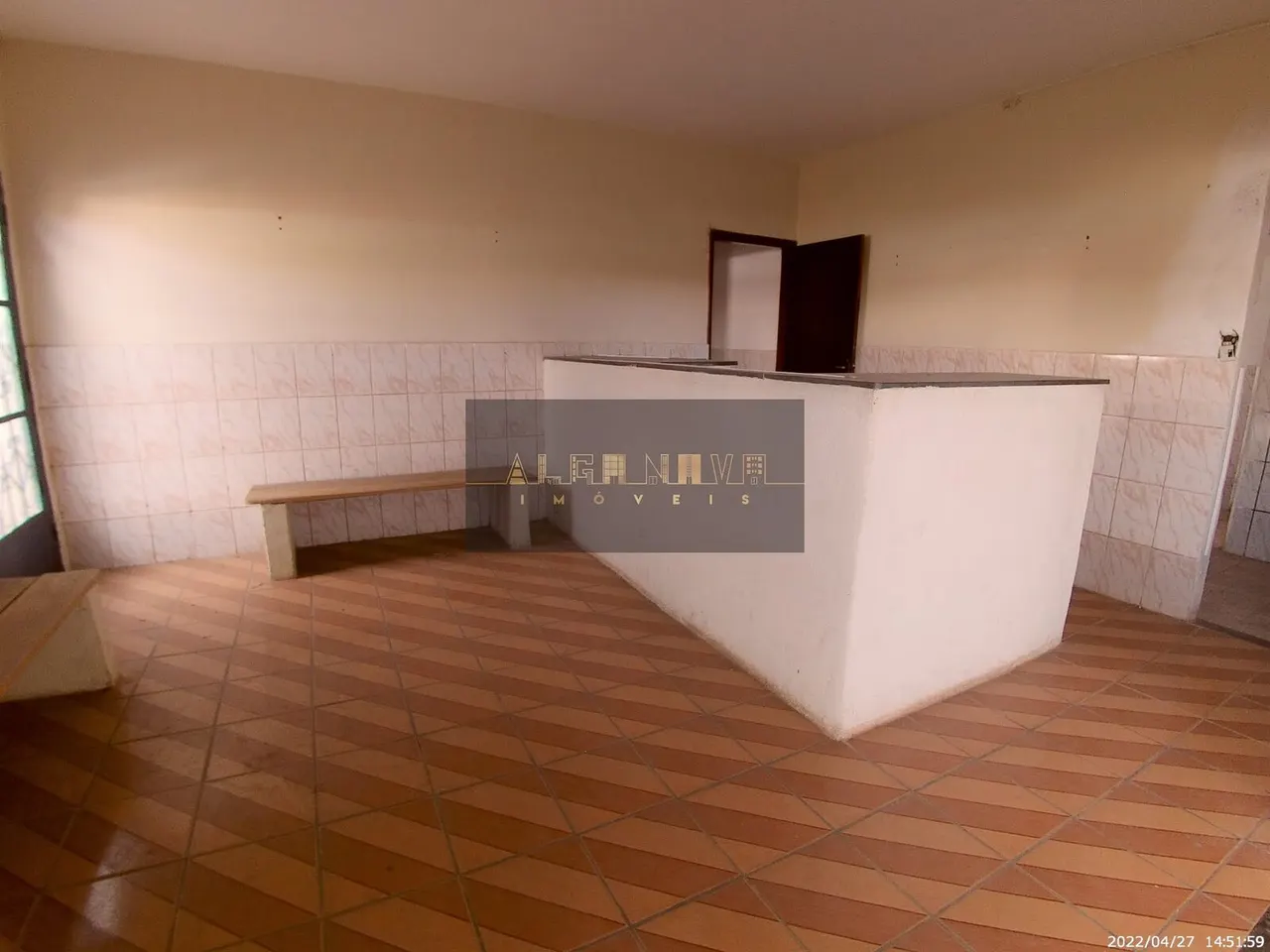 Foto 4 de Casa de 3 quartos com galpão coberto para comércio ou moradia, Medicina