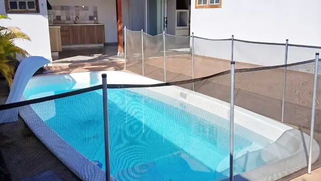 Foto 1 de Casa com piscina, área gourmet e 2 vagas, Nossa Senhora da Agonia