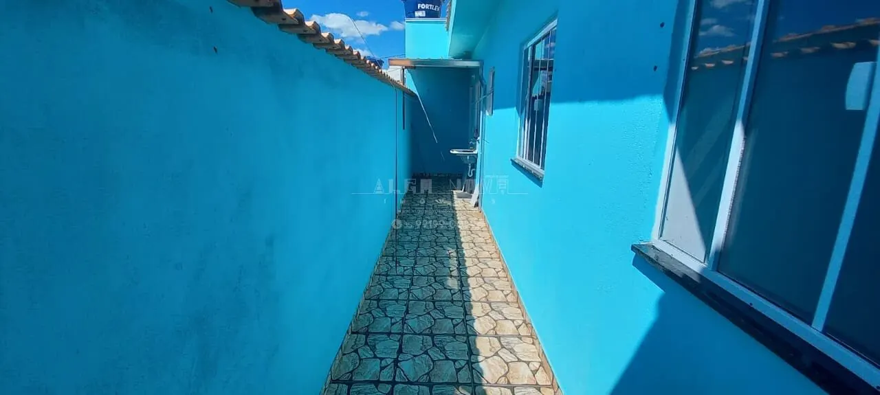 Foto 6 de Casa térrea com suíte, quintal e 2 vagas, Santa Terezinha