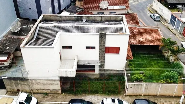 Foto 1 de Casa comercial de esquina com 4 quartos e 5 vagas, Varginha
