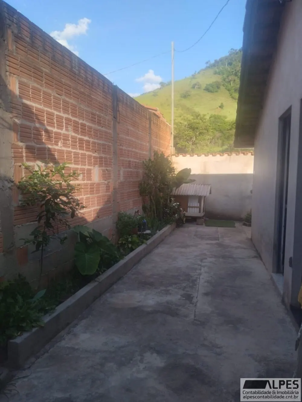 Foto 4 de Casa de 1 quarto com closet, quarto externo e garagem para 3 carros, Anhumas
