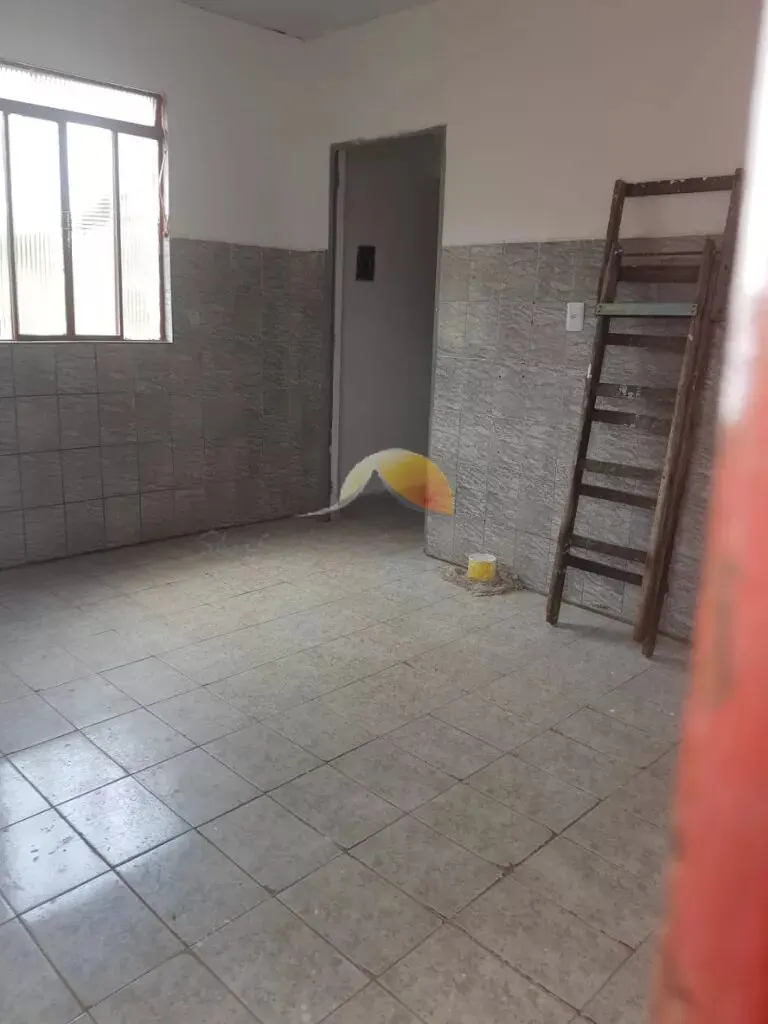 Foto 5 de Casa de 1 quarto com quintal, Rebourgeon