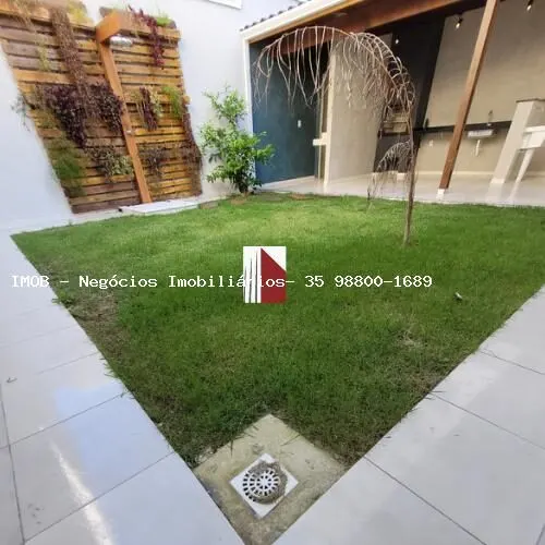 Foto 7 de Casa nova de 2 quartos (1 suíte) com área gourmet e jardim, Centro