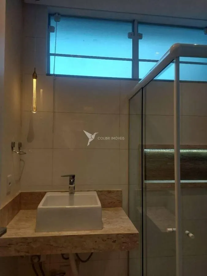 Foto 7 de Casa de 2 quartos (1 suíte) com 122 m² e quintal, Centro