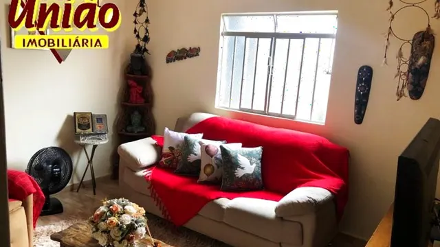 Foto 1 de Casa de 2 quartos (1 suíte) com 2 salas e quintal, Santa Rosa