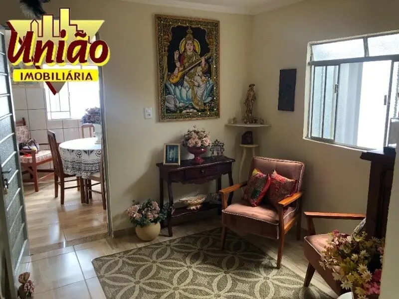Foto 4 de Casa de 2 quartos (1 suíte) com 2 salas e quintal, Santa Rosa