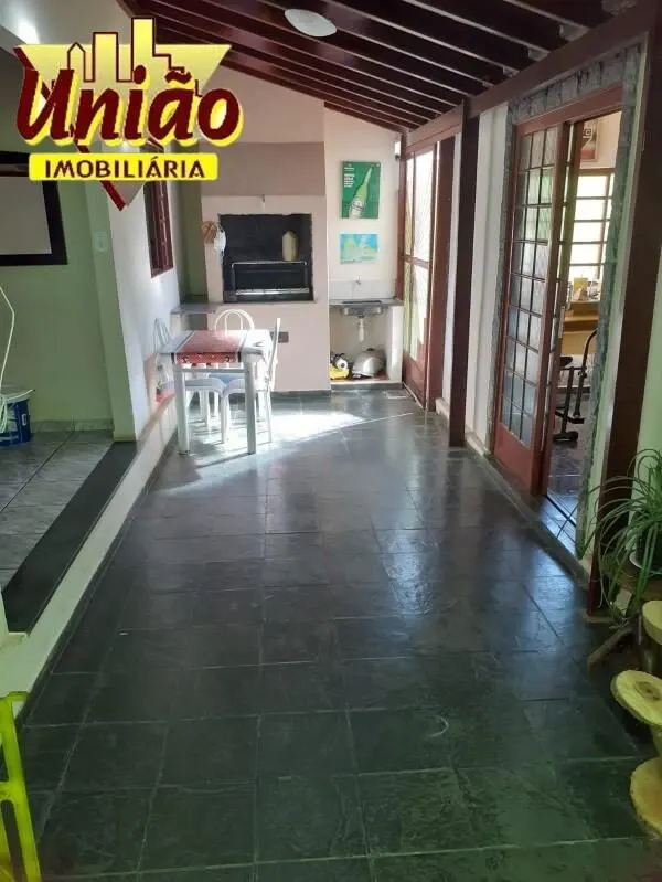 Foto 2 de Casa de 2 quartos com área gourmet, churrasqueira e garagem para 2 carros, Vila Isabel
