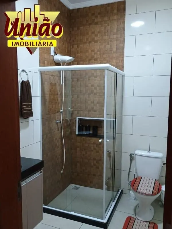 Foto 6 de Casa de 2 quartos (1 suíte) com área gourmet e 5 vagas, Varginha