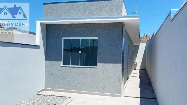 Casa nova de 2 quartos com cozinha americana e garagem, Santa Terezinha