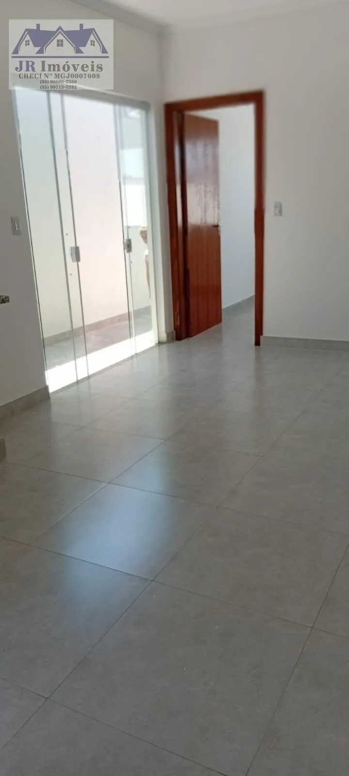 Foto 5 de Casa nova de 2 quartos com cozinha americana e garagem, Santa Terezinha