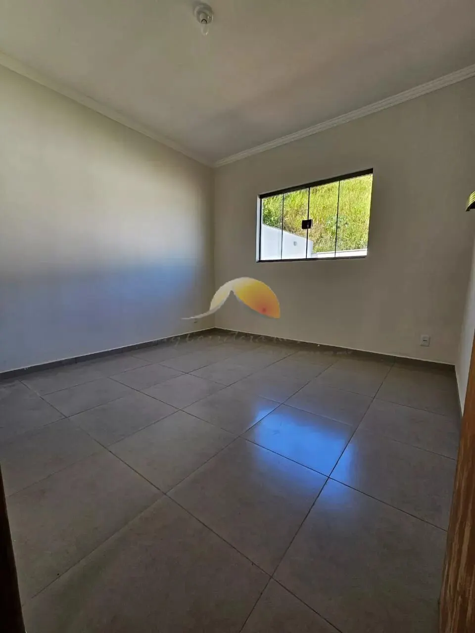 Foto 7 de Casa térrea de 2 quartos (1 suíte) com quintal e garagem, Jardim Califórnia