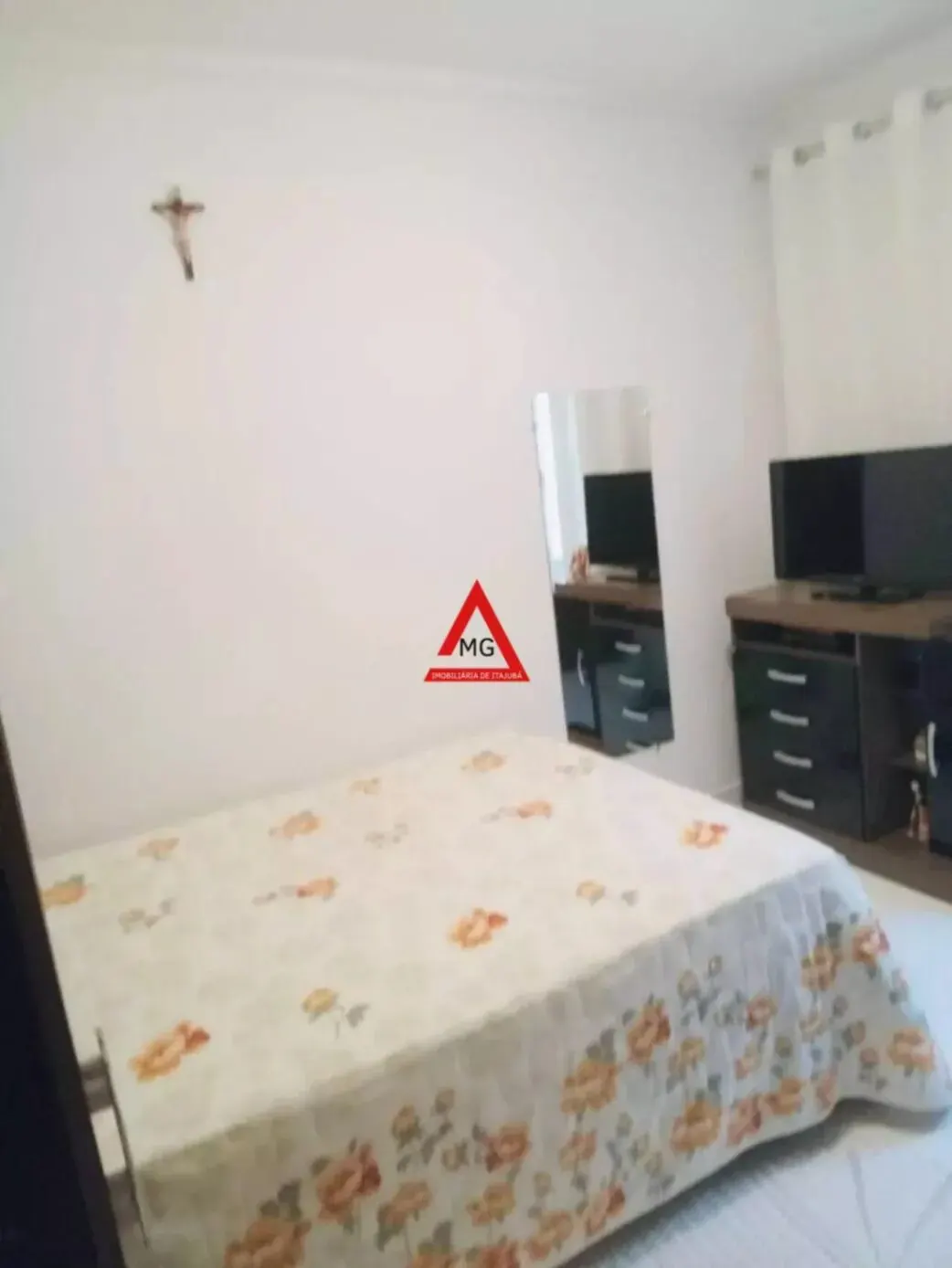 Foto 6 de Casa de 2 quartos com garagem para 2 carros e área de churrasco, Santa Terezinha