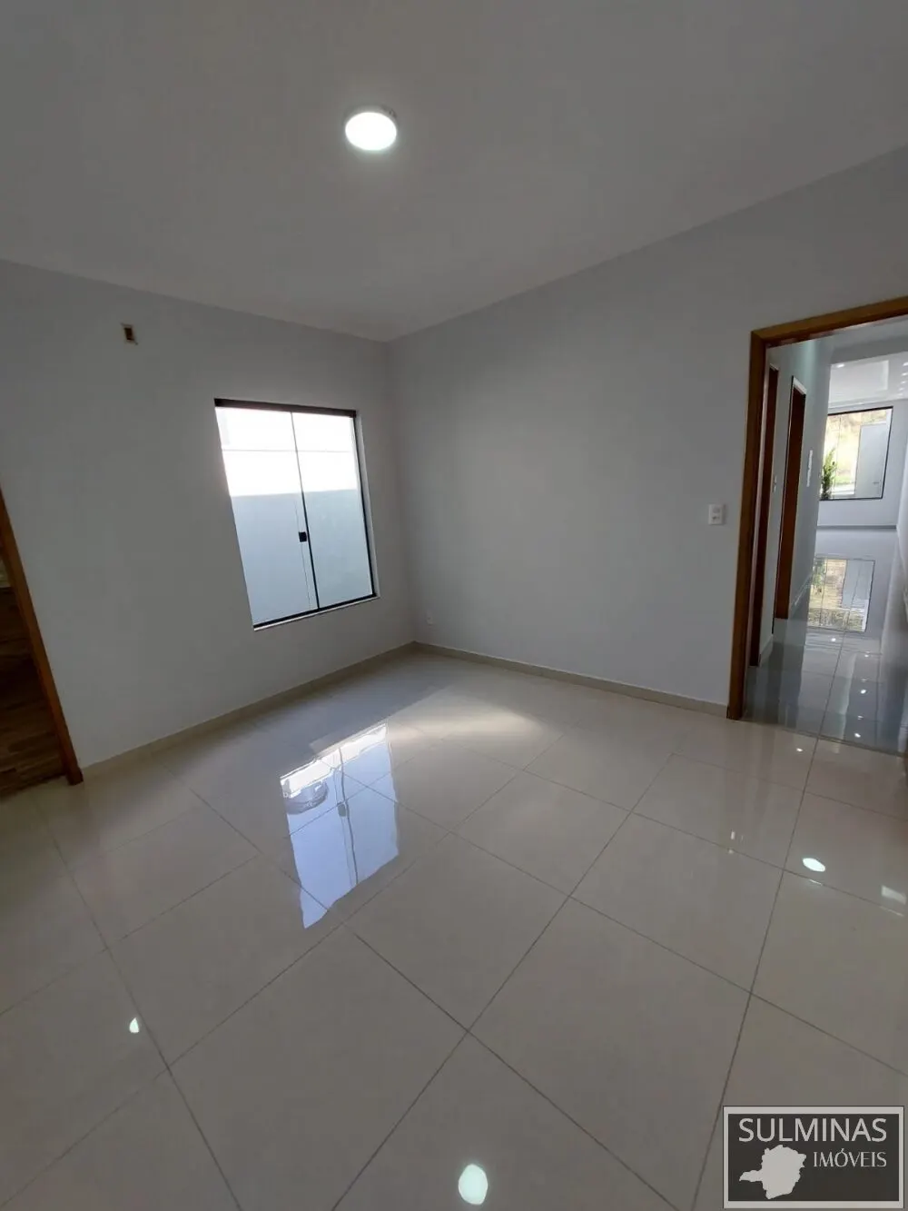 Foto 4 de Casa térrea nova de 2 quartos (1 suíte) com quintal, Vale das Hortênsias