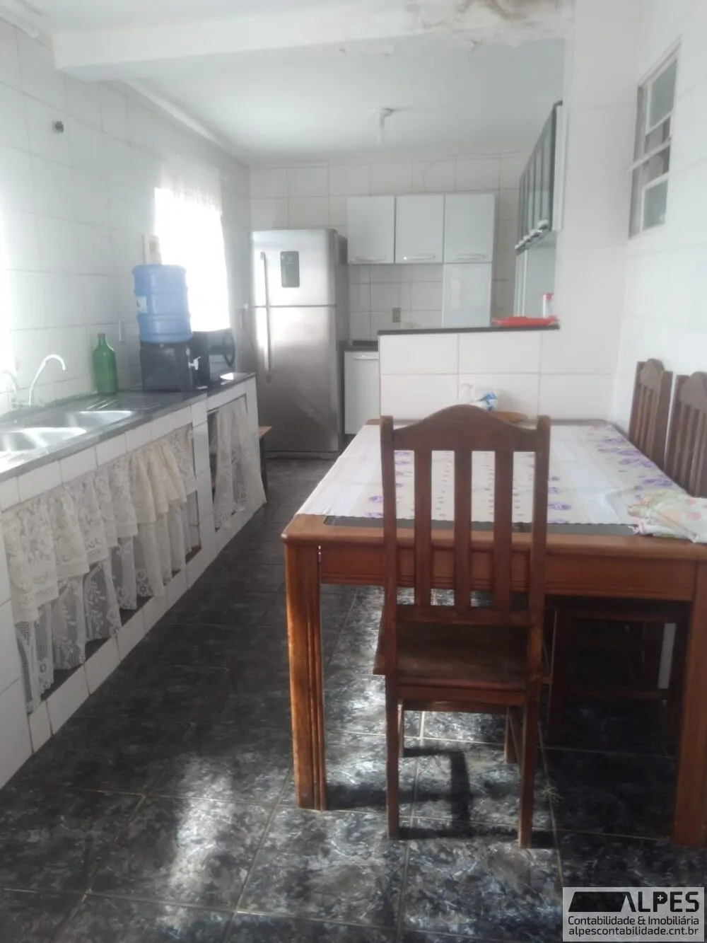 Foto 3 de Casa de 2 quartos com edícula, churrasqueira e fogão a lenha, Jardim Bernadete
